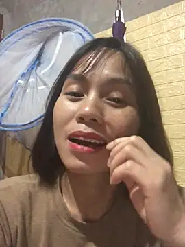 Trangbabylove online show from 03/23/26, 05:39