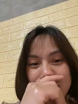 Trangbabylove online show from 03/28/26, 04:01