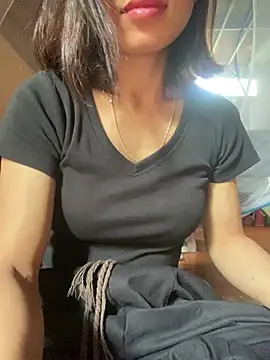 Trangbabylove online show from 07/04/26, 02:40