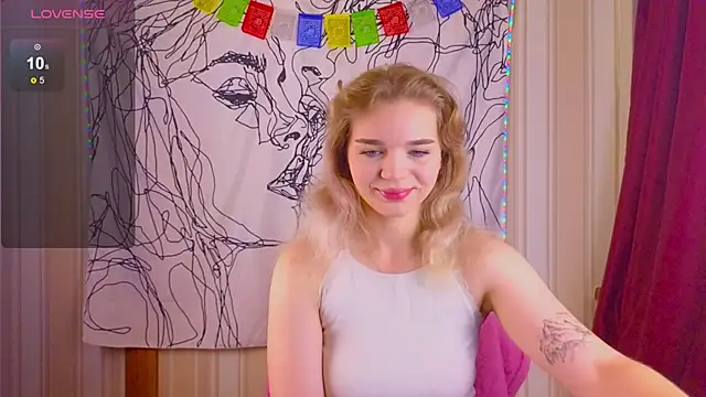  EricaWinterr  online show from 11/18/25, 03:56