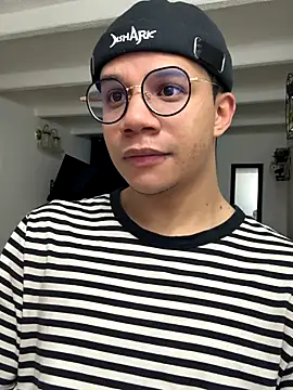 Snapshot of MarcoKostov chatting on 11/16/25, 03:45 MarcoKostov online show from 11/16/25, 03:45