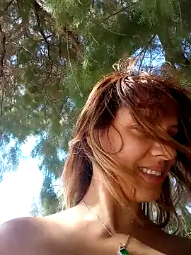 Snapshot of cleopatravodos chatting on 06/10/26, 12:48 cleopatravodos online show from 06/10/26, 12:48