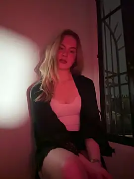 Snapshot of Josefinswe chatting on 11/27/25, 08:33 Josefinswe online show from 11/27/25, 08:33