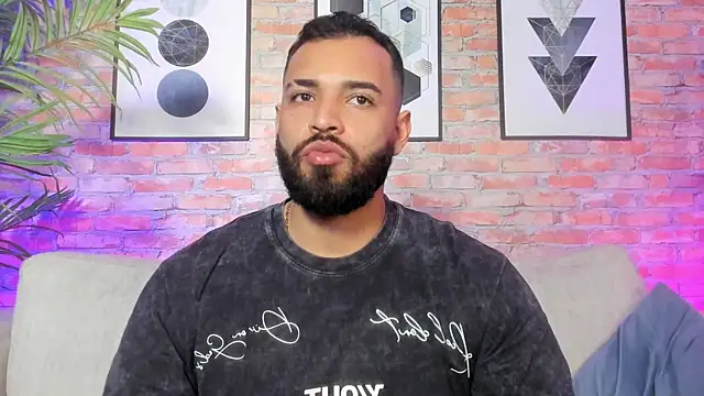 Chris Varden online show from 12/15/25, 07:07