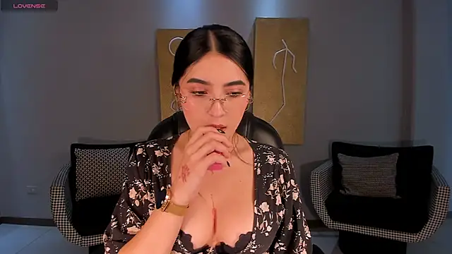 HaileyRoss  online show from 05/28/26, 01:58