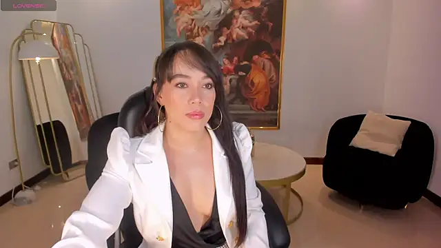 ZaraKafruni online show from 07/18/26, 12:31