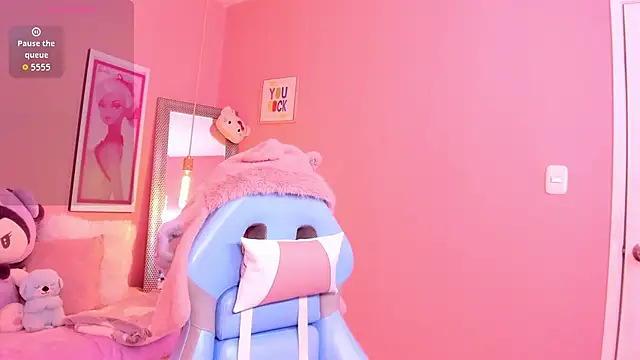 Milu carbajal x online show from 04/16/26, 04:02