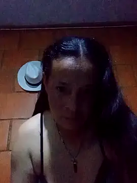 Snapshot of Deblin912 chatting on 11/15/25, 11:54 Deblin912 online show from 11/15/25, 11:54