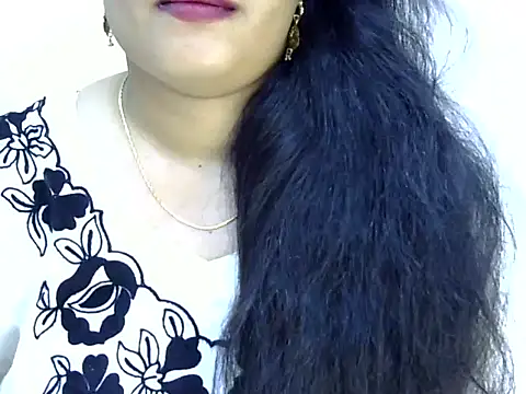 Muskan Jha online show from 05/07/26, 02:33