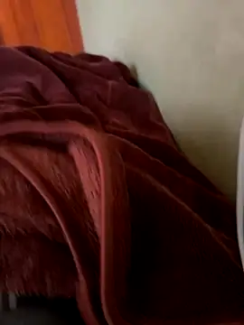 yassssst online show from 12/04/25, 03:43