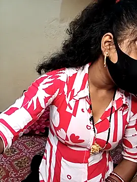 Desi Hot Queen online show from 12/22/25, 05:15