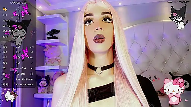 Snapshot of dearAlanaxxx chatting on 11/26/25, 05:30 dearAlanaxxx online show from 11/26/25, 05:30