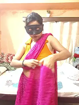 Snapshot of Cute-richa1 chatting on 02/01/26, 02:04 Cute-richa1 online show from 02/01/26, 02:04