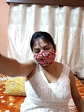 Snapshot of Cute-richa1 chatting on 02/23/26, 05:10 Cute-richa1 online show from 02/23/26, 05:10