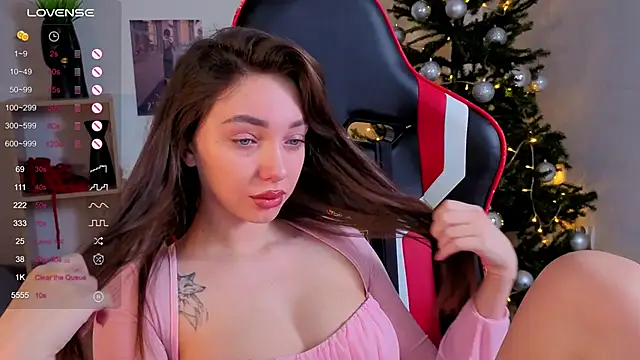 Emilia mala online show from 12/20/25, 05:53