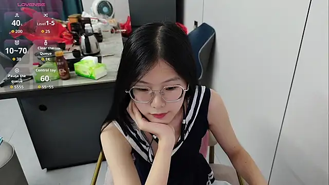 Snapshot of xlin-baby chatting on 05/23/26, 03:49 xlin-baby online show from 05/23/26, 03:49