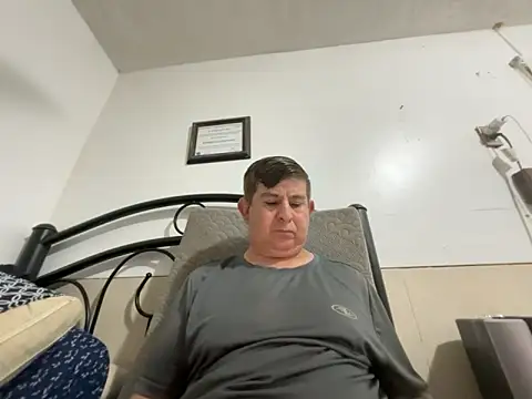 Snapshot of beto536 chatting on 02/22/26, 05:19 beto536 online show from 02/22/26, 05:19