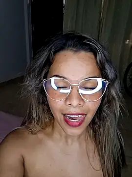 Snapshot of pamela_Tiny chatting on 02/20/26, 08:20 pamela Tiny online show from 02/20/26, 08:20