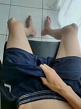 bnnzin online show from 11/30/25, 06:34