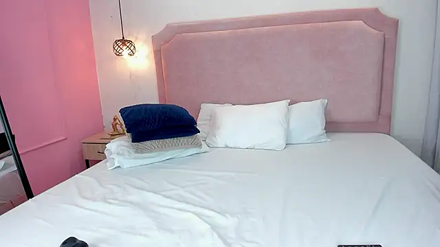 LunnaSinclair online show from 01/07/26, 01:57