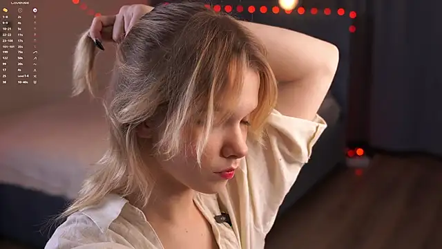 PhillisEsplin online show from 12/17/25, 07:09