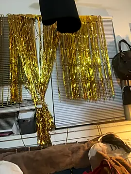 Motherbigbus online show from 01/08/26, 07:21