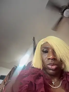 Snapshot of Motherbigbus chatting on 01/17/26, 07:57 Motherbigbus online show from 01/17/26, 07:57