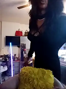 Snapshot of Motherbigbus chatting on 02/10/26, 12:15 Motherbigbus online show from 02/10/26, 12:15