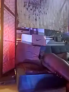 Snapshot of Motherbigbus chatting on 02/10/26, 12:20 Motherbigbus online show from 02/10/26, 12:20