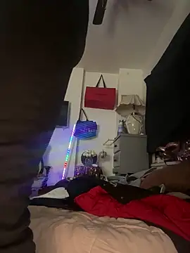 Motherbigbus online show from 04/16/26, 08:26