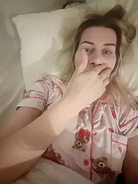 Snapshot of NaughtyClaudia_ chatting on 02/22/26, 11:25 NaughtyClaudia online show from 02/22/26, 11:25