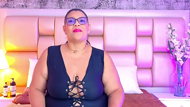 SelennaCooper online show from 02/24/26, 11:52