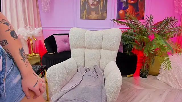 YasminWild online show from 11/28/25, 04:48