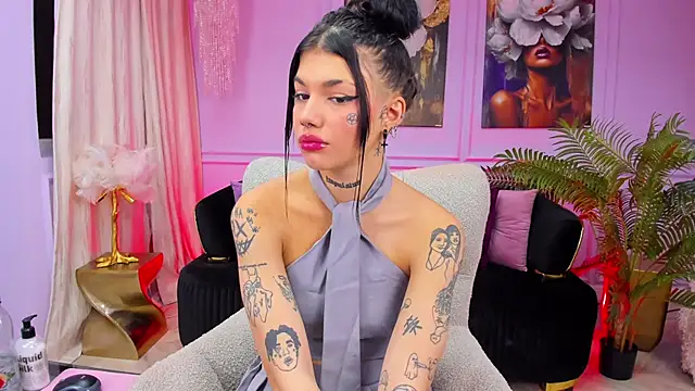 YasminWild online show from 12/22/25, 05:04