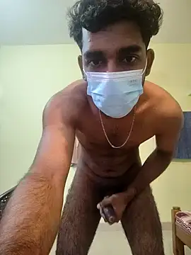 Snapshot of Yournextdoorboy chatting on 11/17/25, 01:33 Yournextdoorboy online show from 11/17/25, 01:33