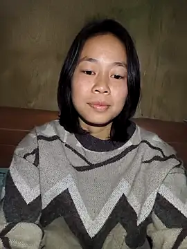 Cat-meow online show from 11/30/25, 02:43