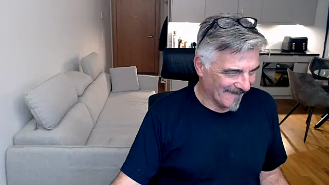 Buidapest online show from 03/04/26, 09:10