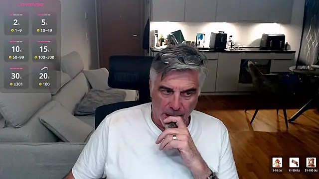 Buidapest online show from 03/21/26, 10:13