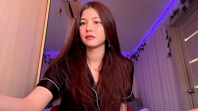 CutieSlim online show from 12/17/25, 06:08