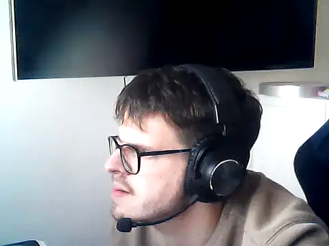 Snapshot of DesertedMonoxide chatting on 03/19/26, 11:03 DesertedMonoxide online show from 03/19/26, 11:03