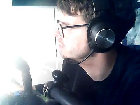 Snapshot of DesertedMonoxide chatting on 05/12/26, 04:26 DesertedMonoxide online show from 05/12/26, 04:26