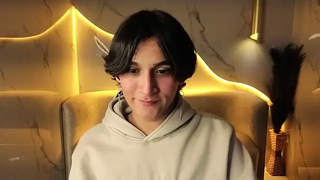 zoe tp online show from 11/24/25, 08:08