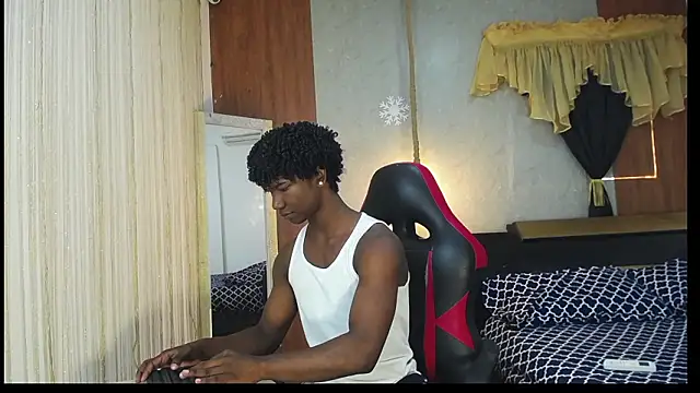 Snapshot of negga_cum chatting on 02/11/26, 01:27 negga cum online show from 02/11/26, 01:27