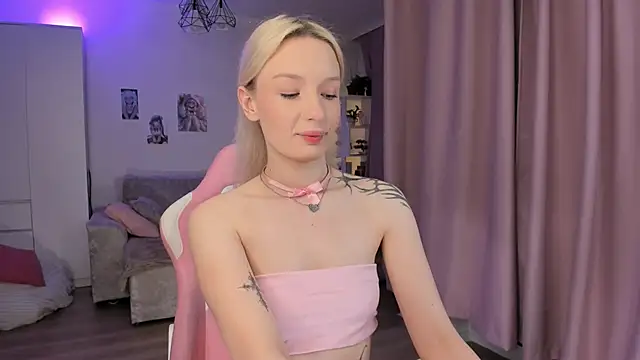 Tiffany Paw online show from 03/13/26, 03:24