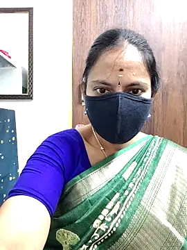 Queen-Neha online show from 02/18/26, 03:08