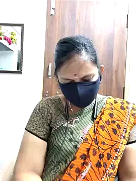 Queen-Neha online show from 04/18/26, 02:54