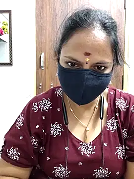 Queen-Neha online show from 04/19/26, 06:32