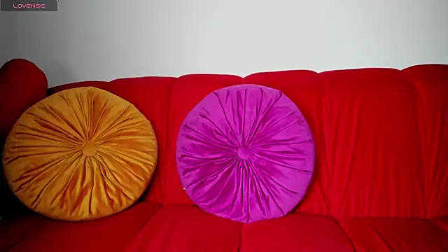 latinbitch online show from 11/19/25, 06:13