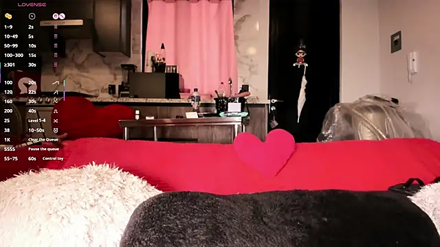latinbitch online show from 07/01/26, 03:12