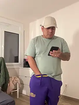 Pelotas2000 online show from 11/18/25, 03:38